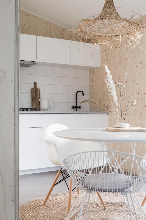 Вилла Noyr. Tiny House Нюнспет Экстерьер фото